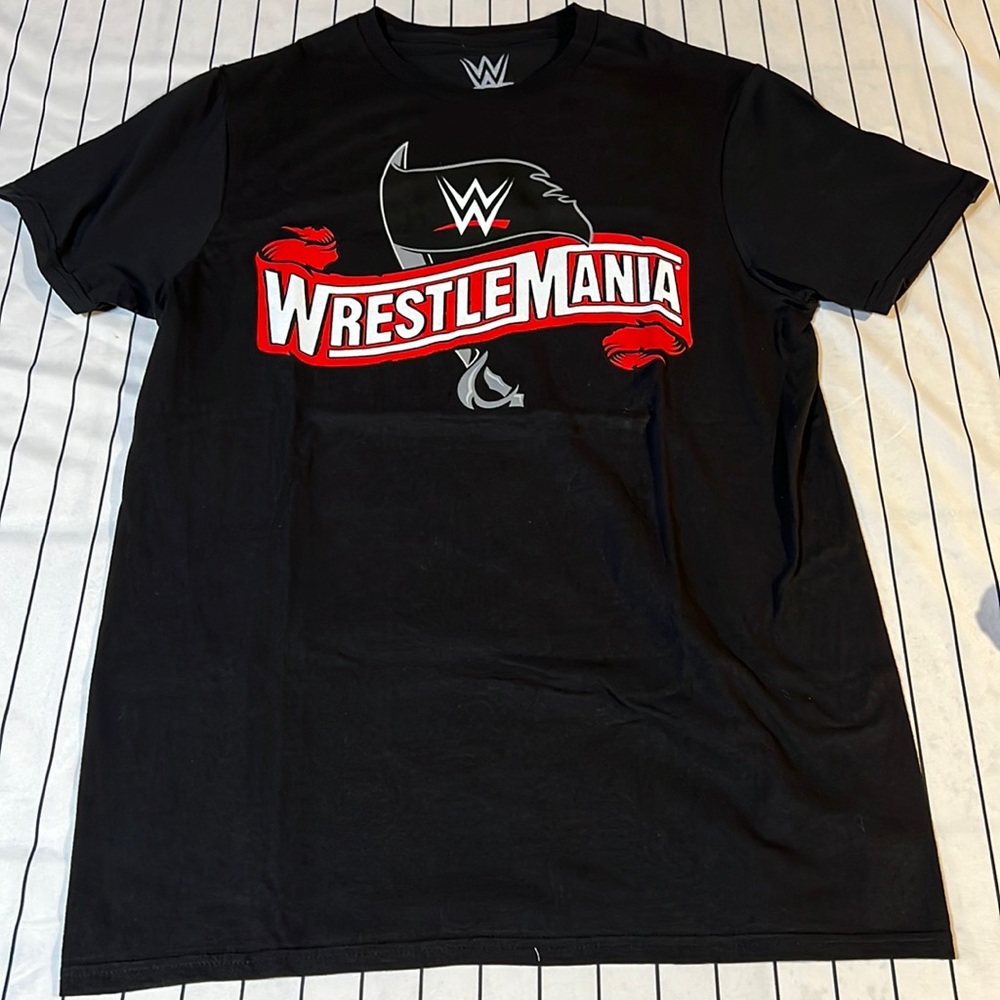WWE Wrestlemania 2021 TAMPA BAY Black Graphic T Shirt Adult sz Medium